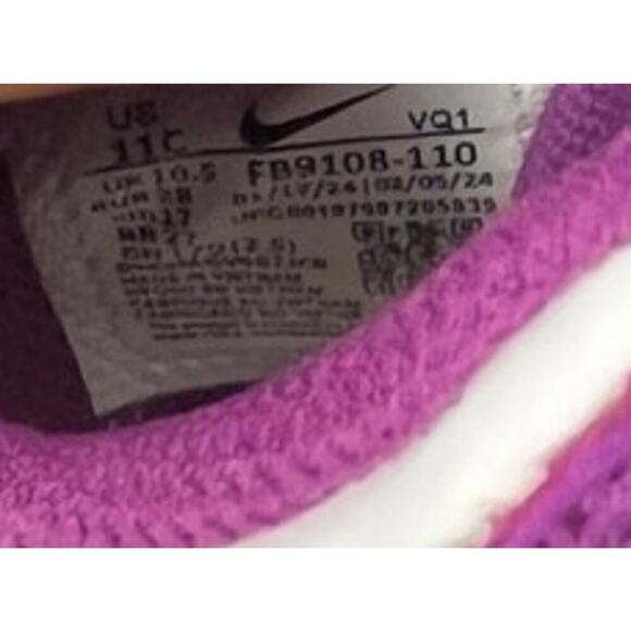 ***SOLD*** Nike Dunk Low Retro 'Light Fushia' Sneakers Size 11C Kids - Picture 6 of 6